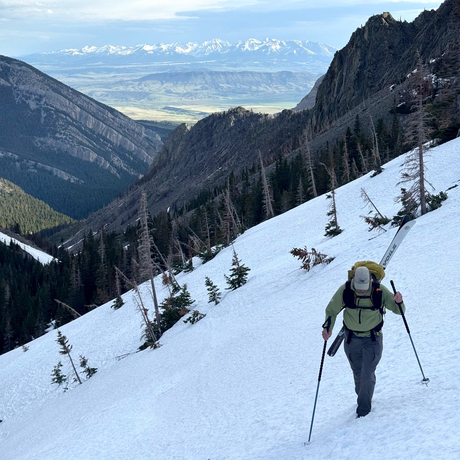 Skiing Elephanthead Mountain in the Absaroka Mountains near Livingston, Montana.
